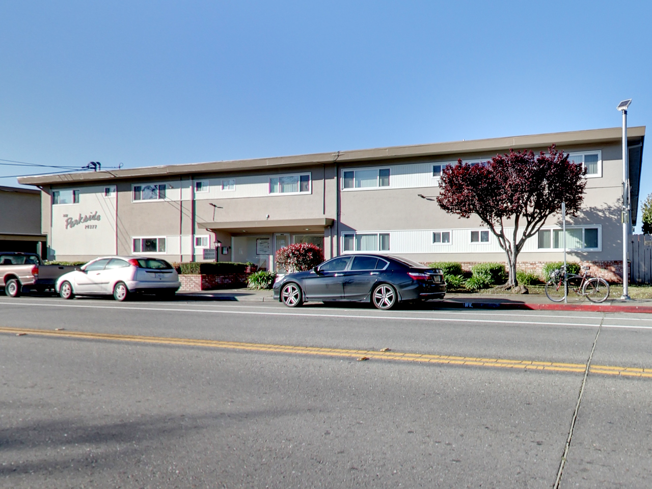 PARKSIDE APARTMENTS - Photo 6 of 9