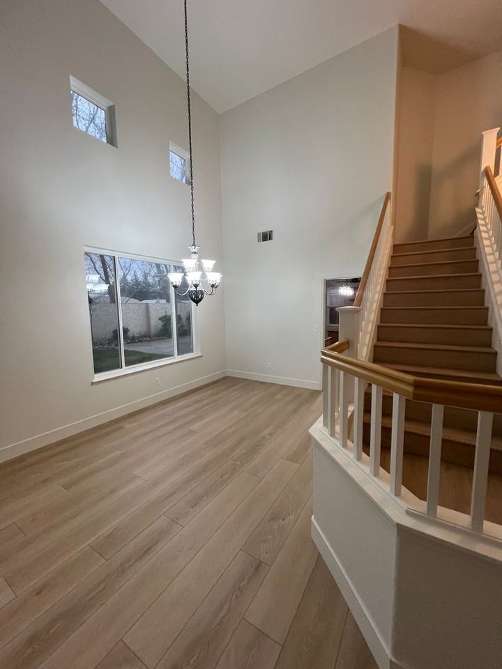 650 Piva Ct - Photo 6 of 27