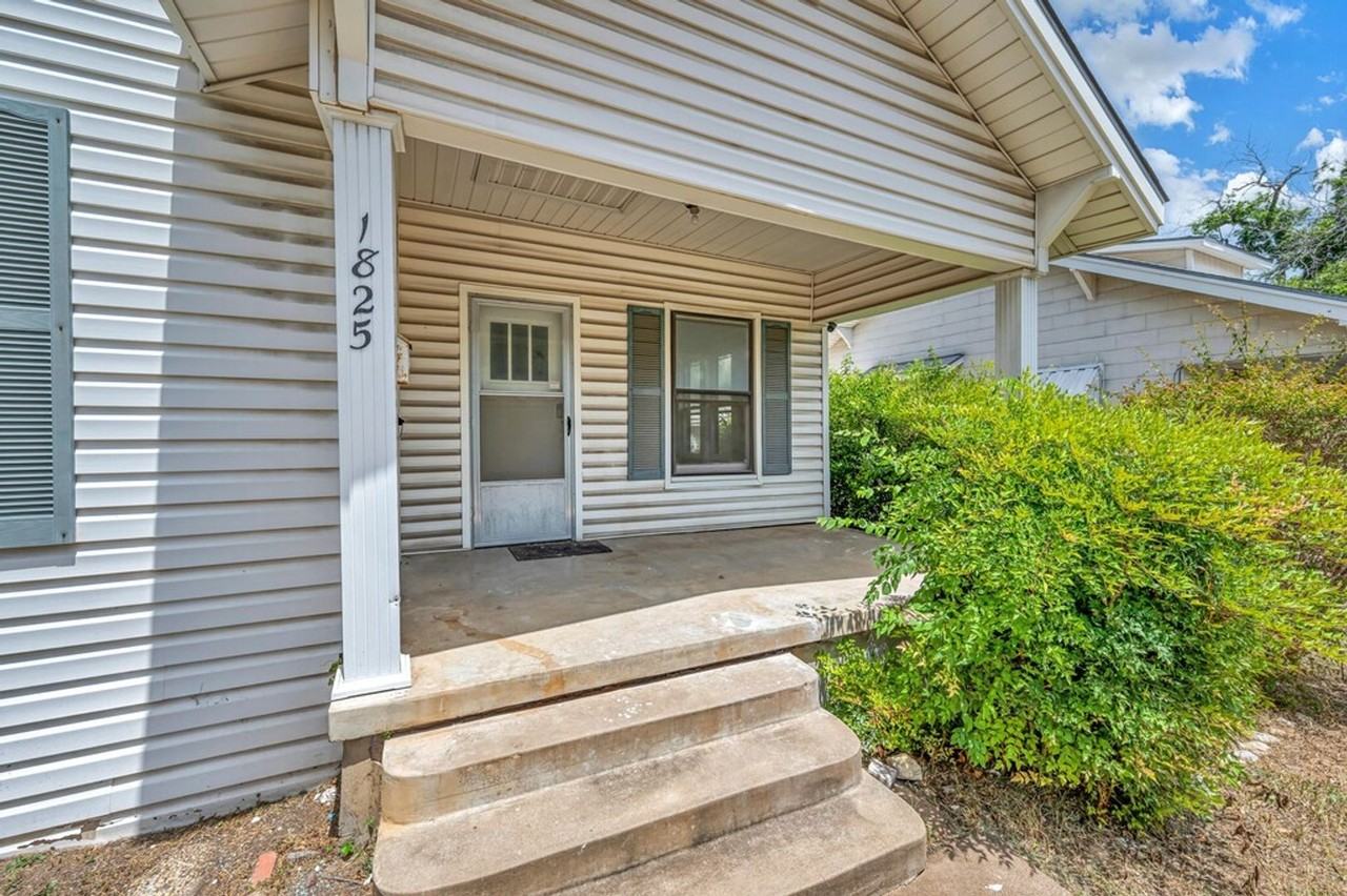 1825 Cumberland Ave - Photo 2 of 29