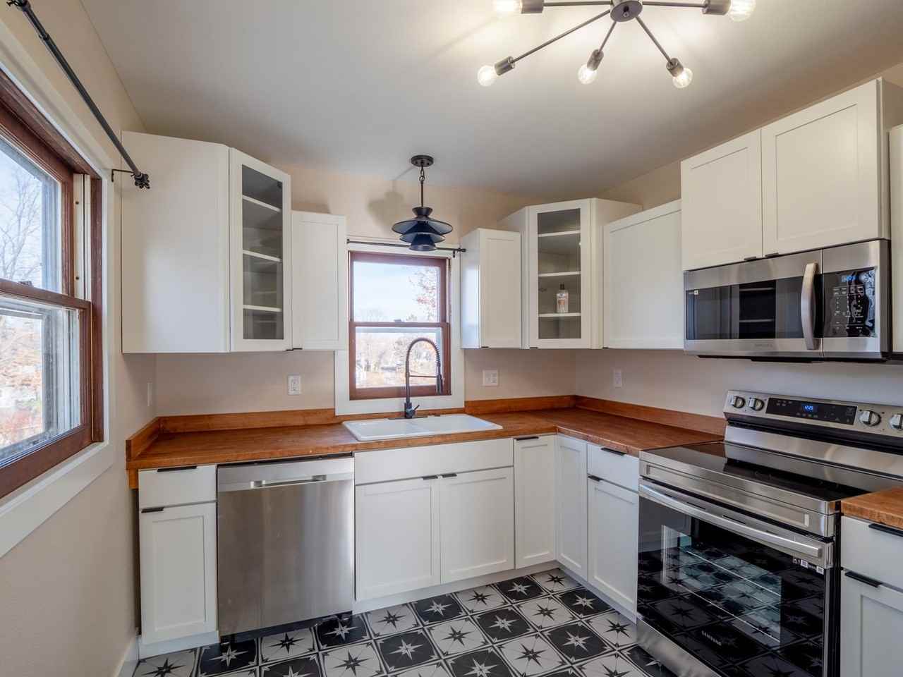 3130 Westwood Dr Nw - Photo 5 of 26