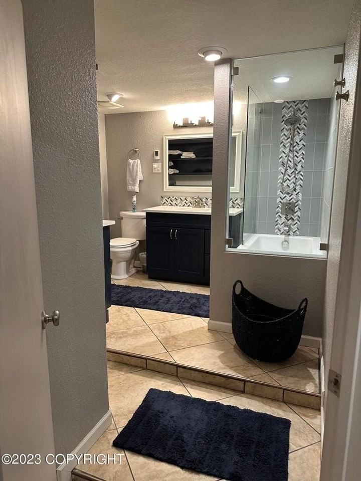 9400 Carlson Rd - Photo 7 of 9