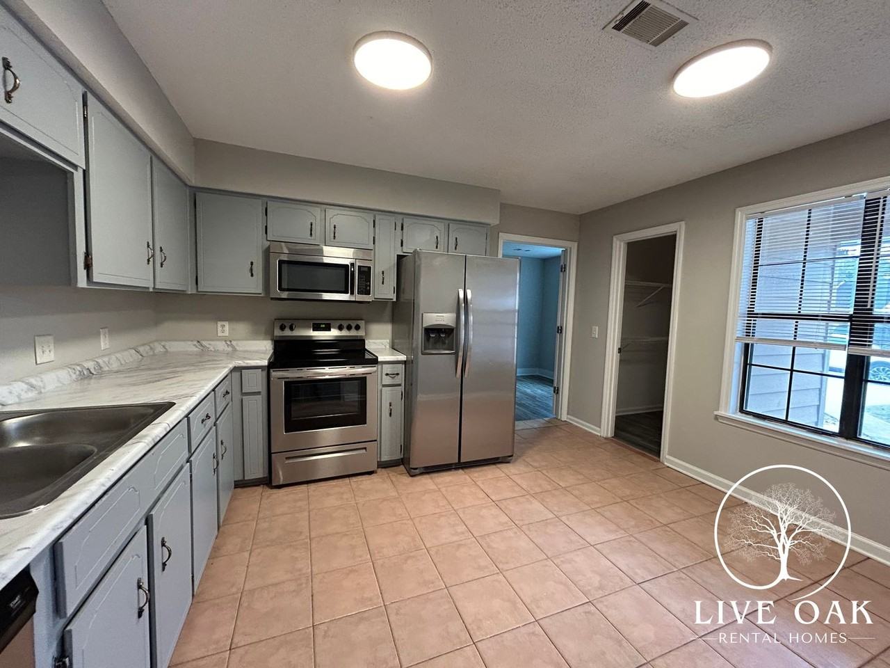 904 Willowbrook Dr - Photo 5 of 17