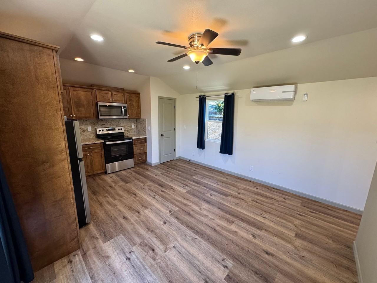 1709 Ventura St #102 - Photo 2 of 6