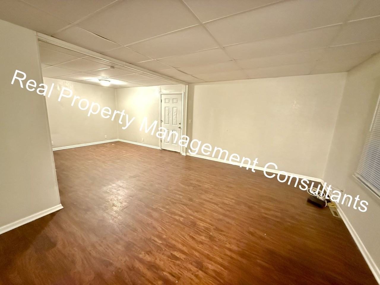 1412 Cherokee St - Photo 4 of 20