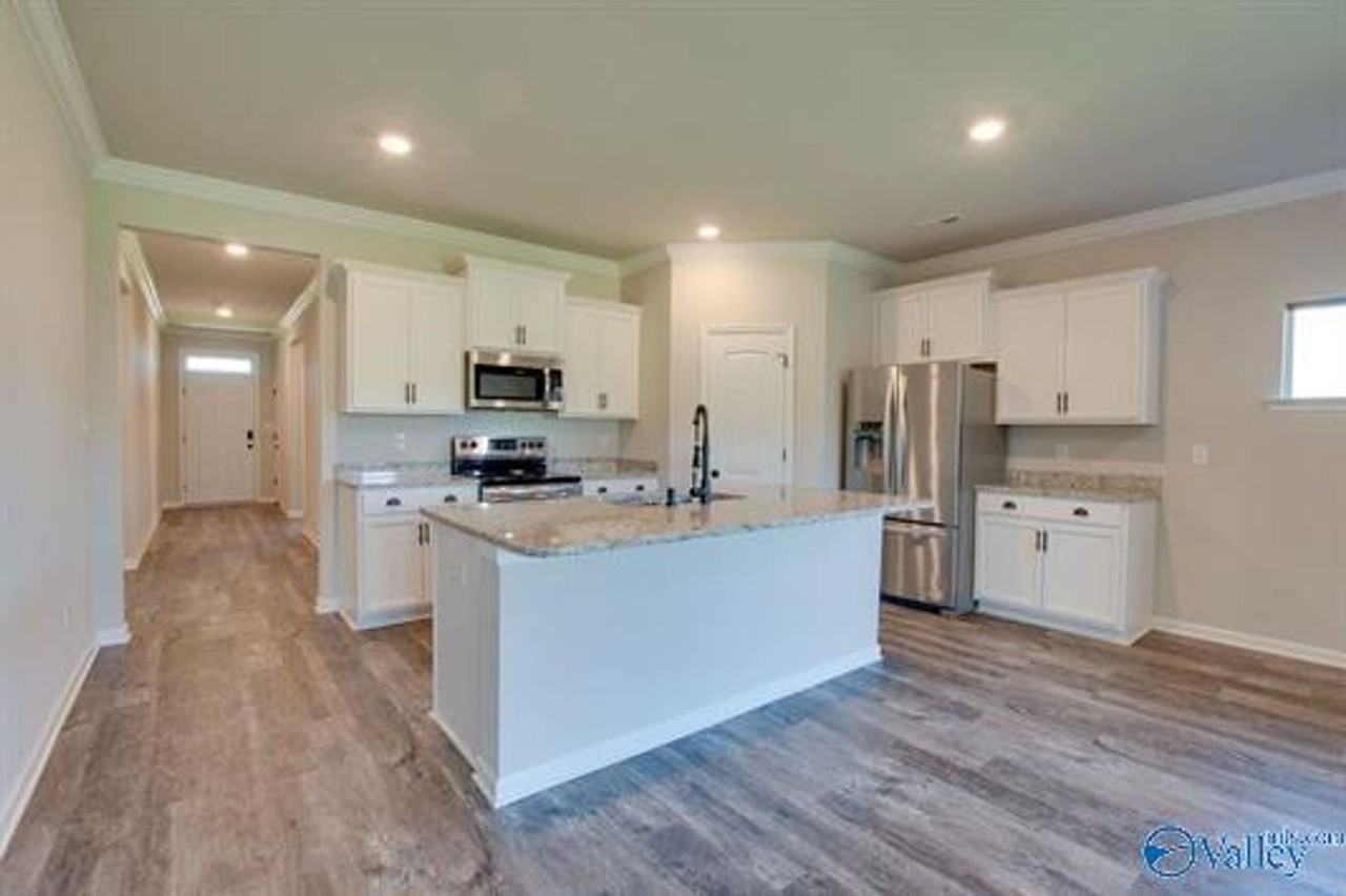 276 Dinner Tree Sq - Photo 7 of 18