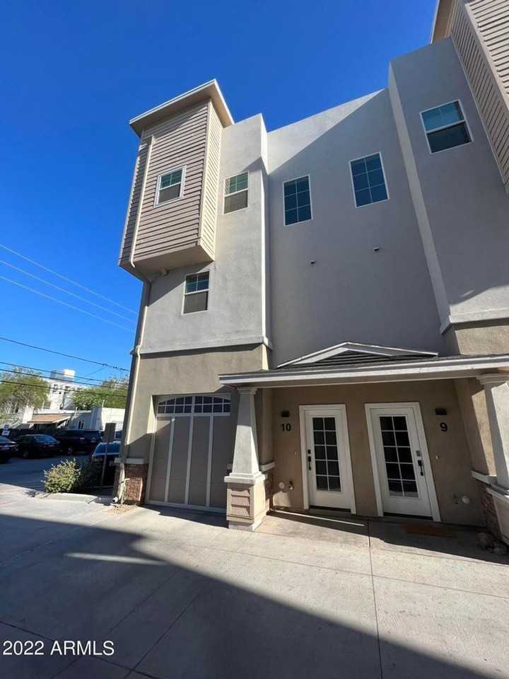 615 N 6th Ave - Photo 3 of 18