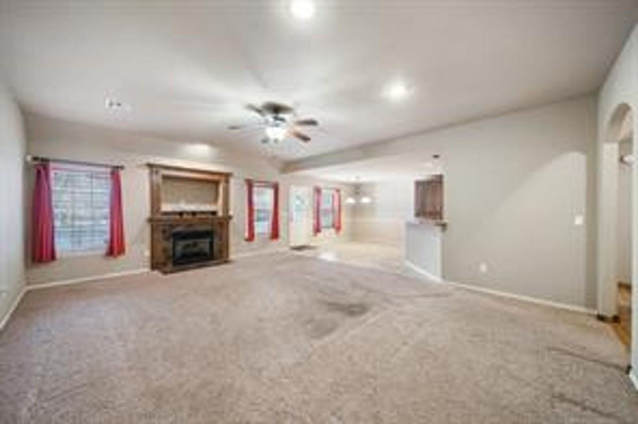 26449 Vintage Trace Dr - Photo 4 of 17