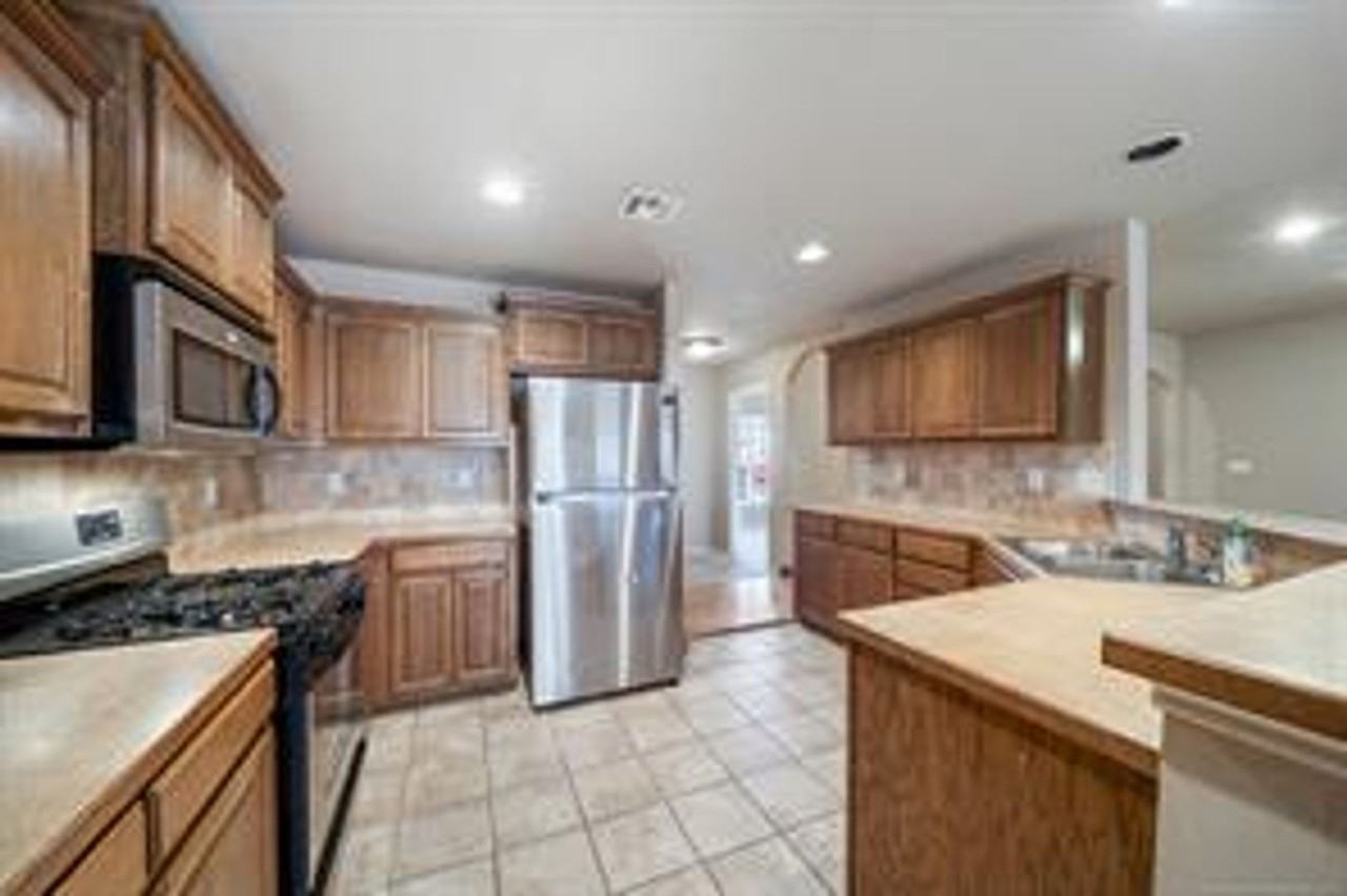 26449 Vintage Trace Dr - Photo 6 of 17