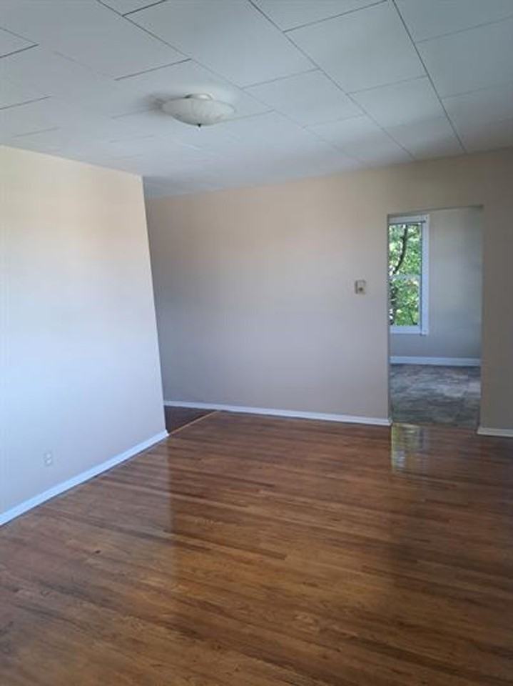 1724 W 8th Ave - Photo 2 of 8