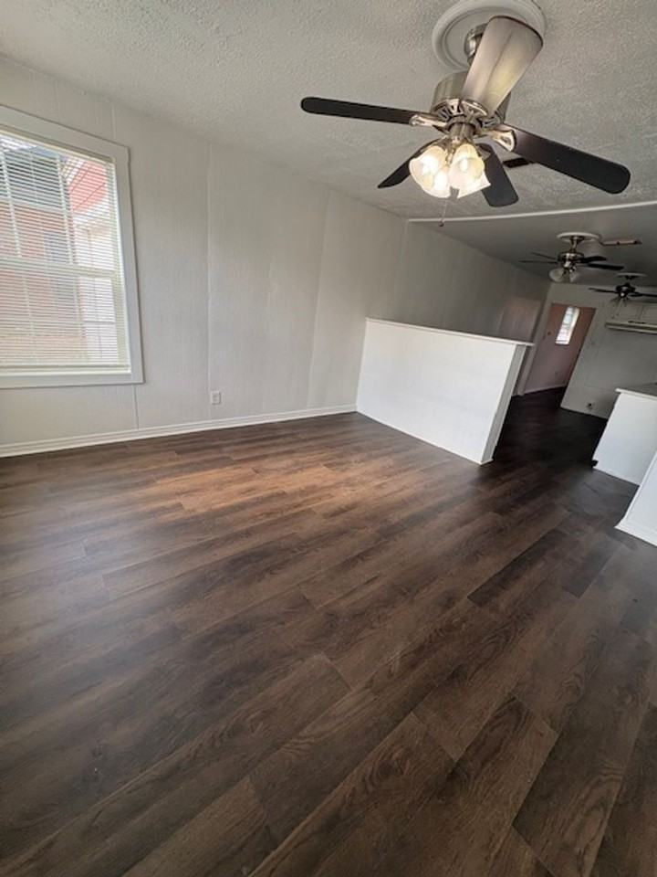 3210 S 5th St - Photo 2 of 10