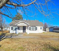 205 Madison Ave Ne - Photo 1 of 1