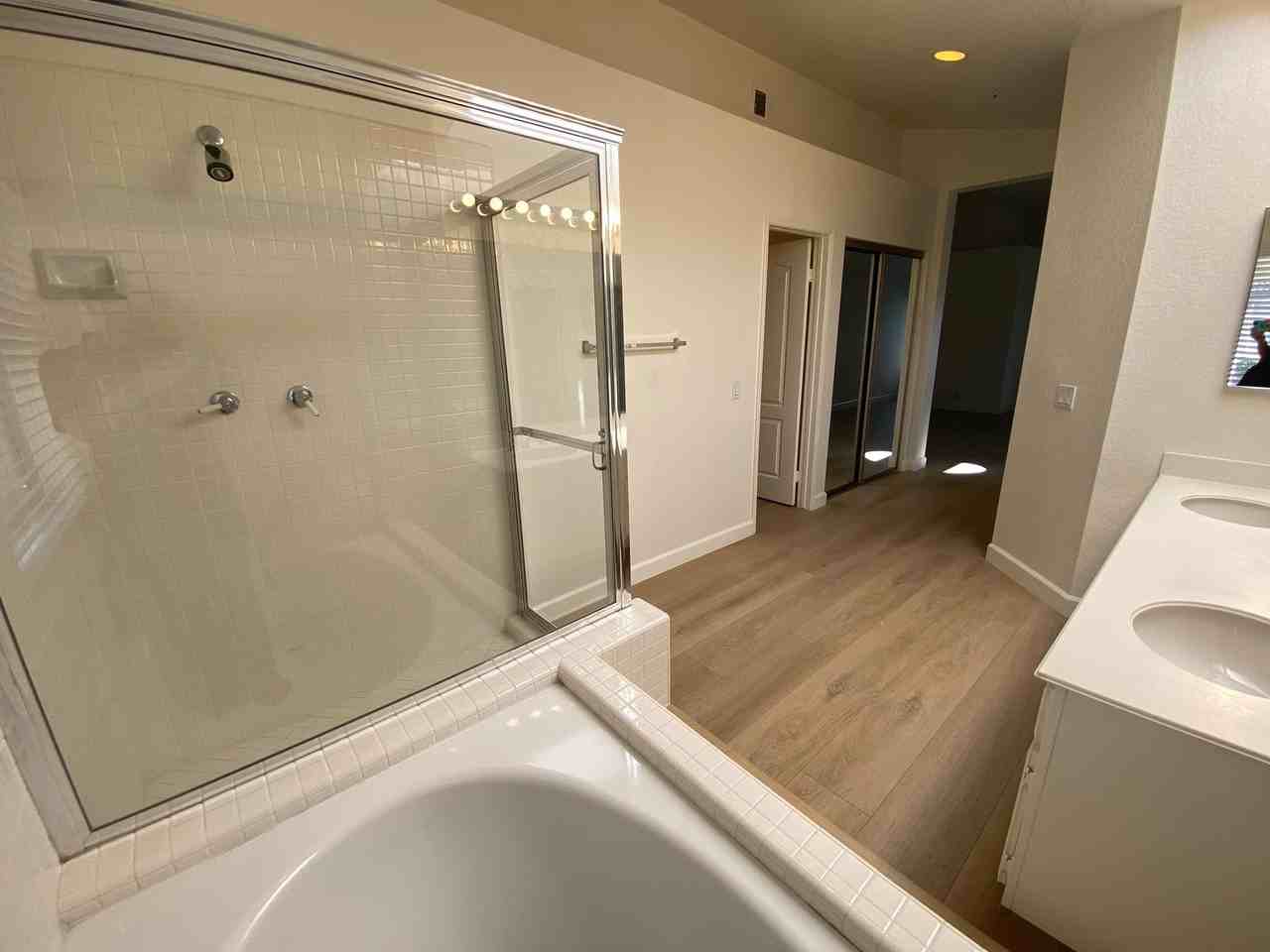 5631 Stratford Cir - Photo 7 of 50