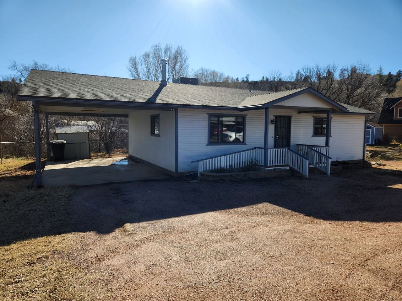 43 S Rainbow Dr - Photo 2 of 17