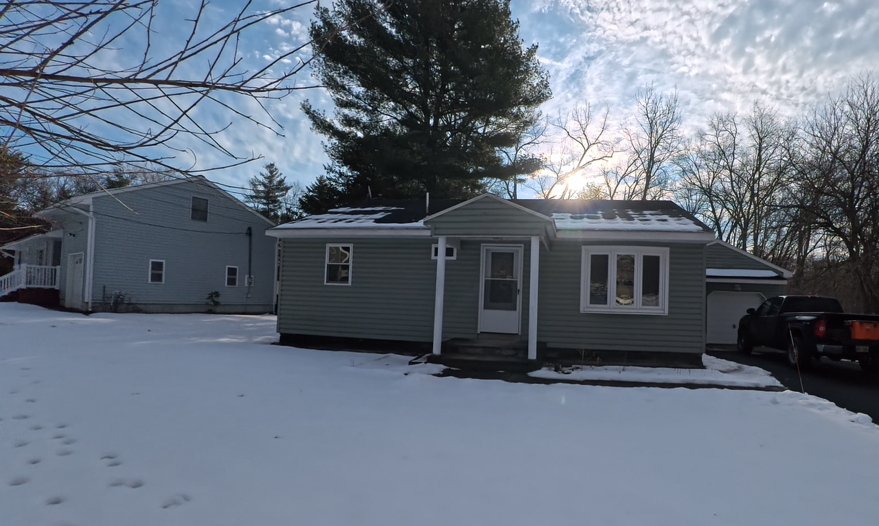 190 Church Rd - Photo 4 of 19