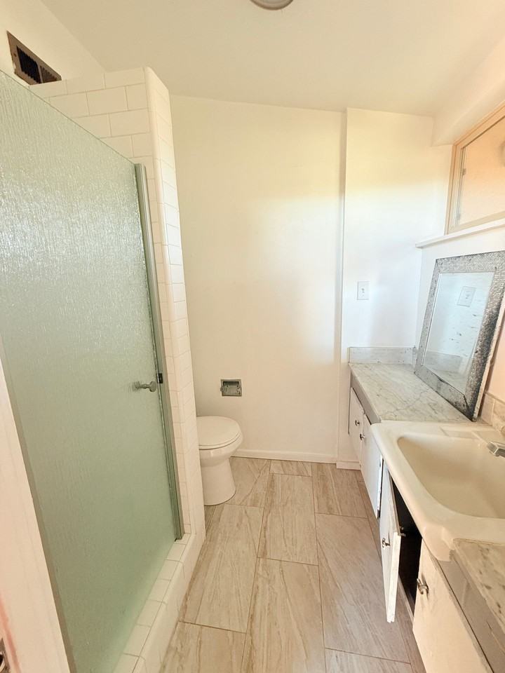 401 N Lupine St - Photo 4 of 5