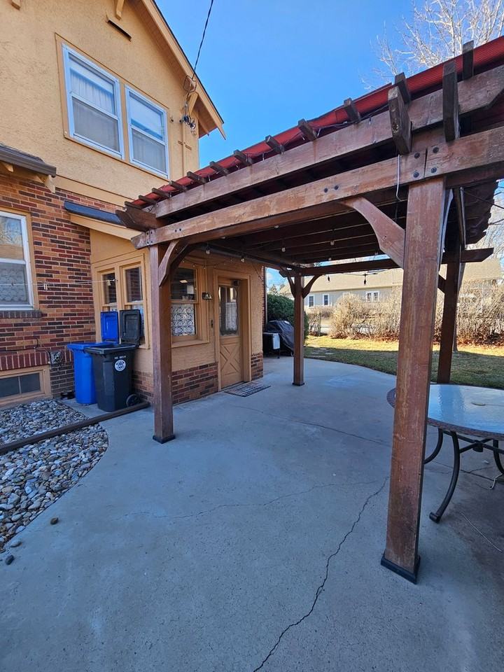 2436 Canyon Lake Dr - Photo 7 of 50