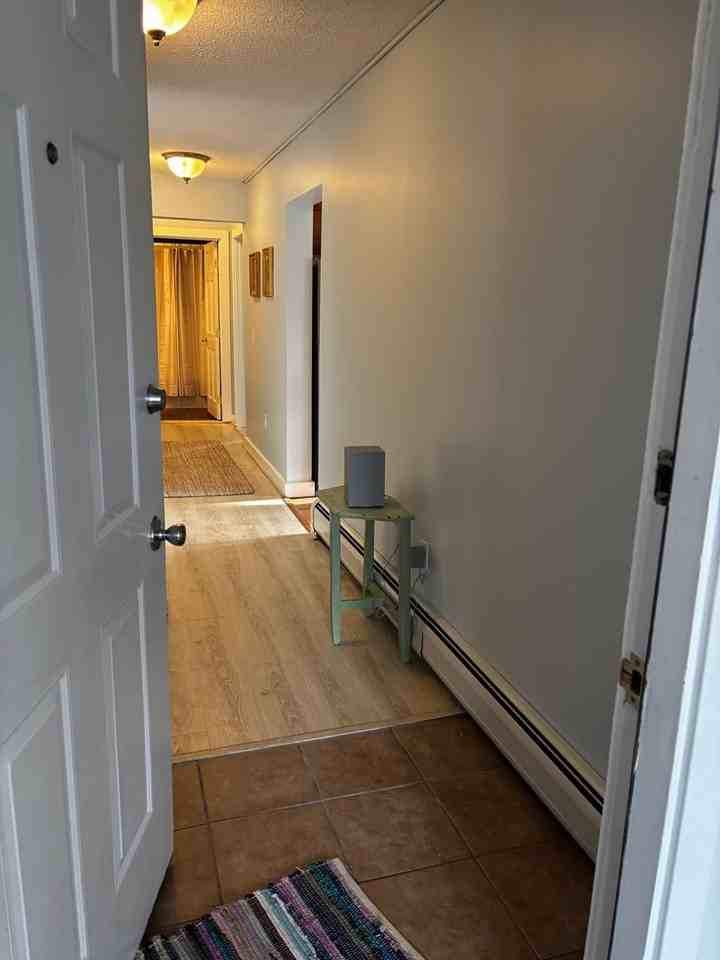 388 Ashland St - Photo 6 of 12