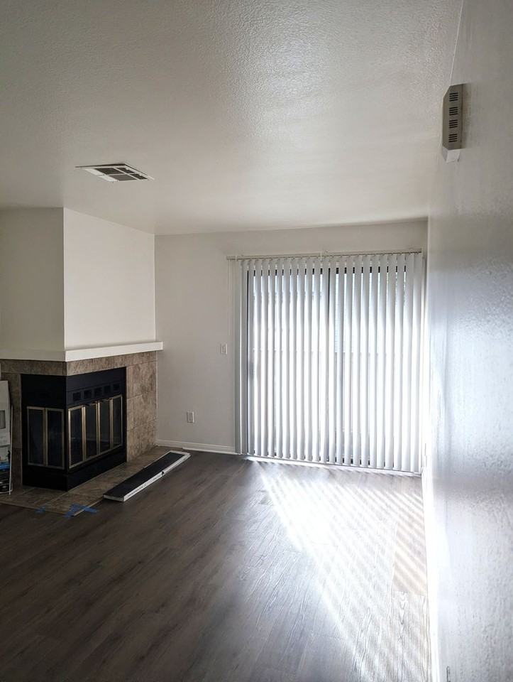 3715 Tallyho Dr #46 - Photo 3 of 5