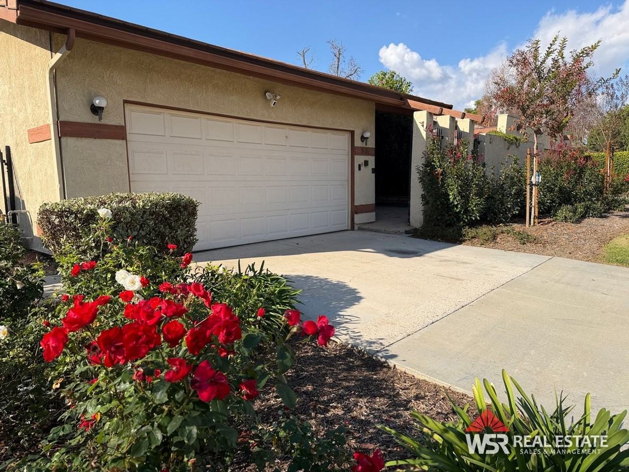 5535 Victoria Ave - Photo 2 of 25