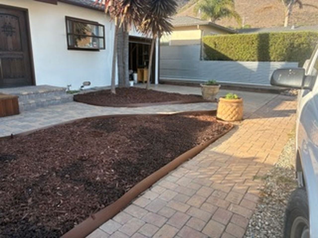 122 Castaic Ave - Photo 2 of 12