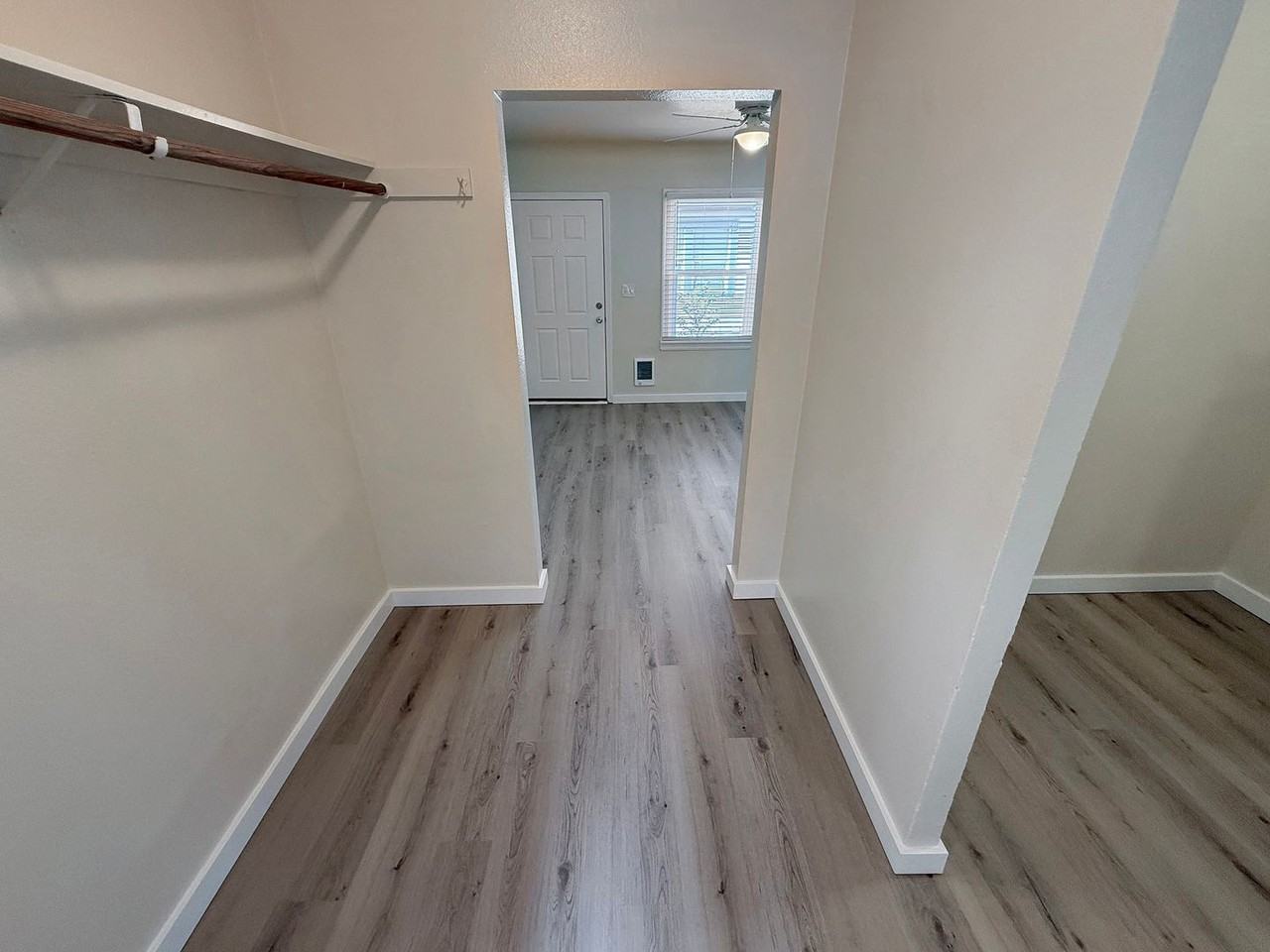 241 5th St - Photo 6 of 8