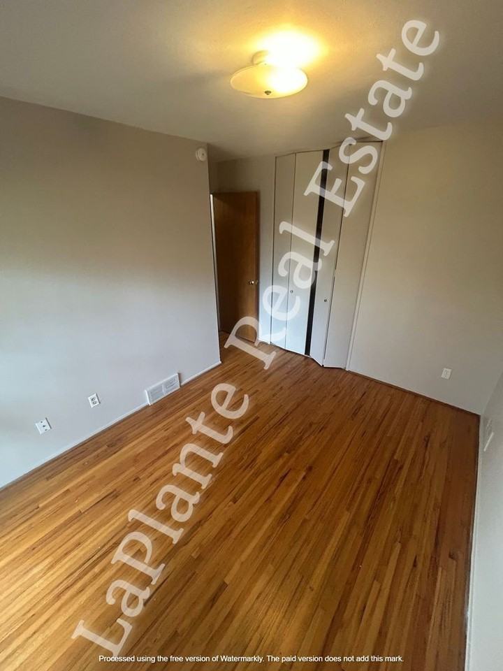 1409 Bradshaw Ct - Photo 6 of 18