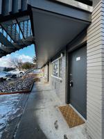 featured image of 2000 N Walnut St