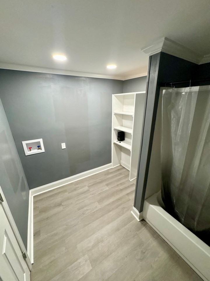 1501 1/2 Clover St - Photo 6 of 6