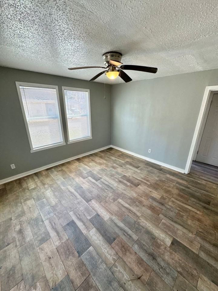 1503 Clover St - Photo 2 of 6