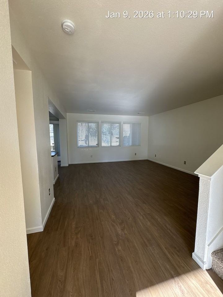 816 W Loyola Ave - Photo 3 of 37