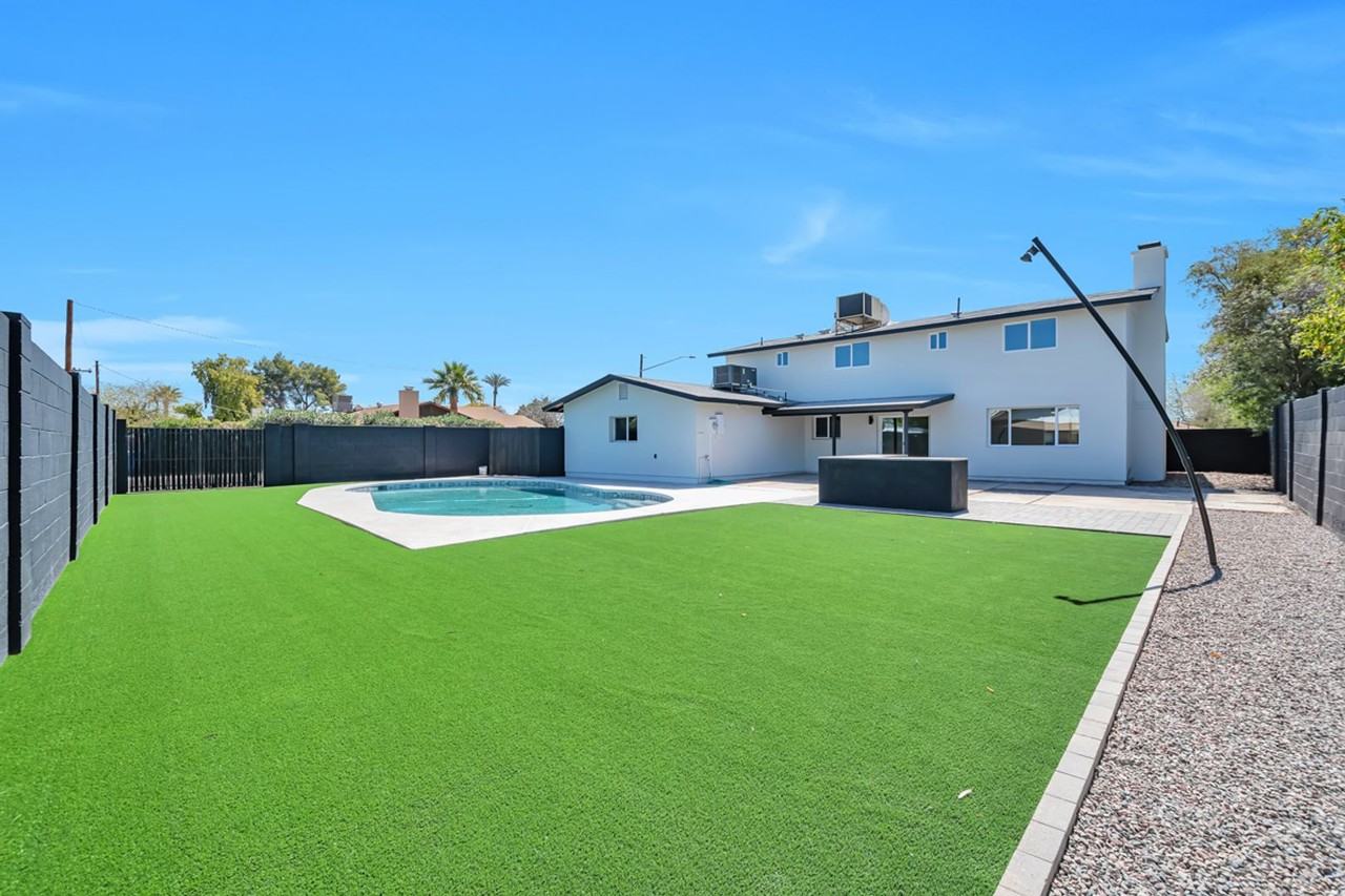 1050 E Alameda Dr - Photo 3 of 25