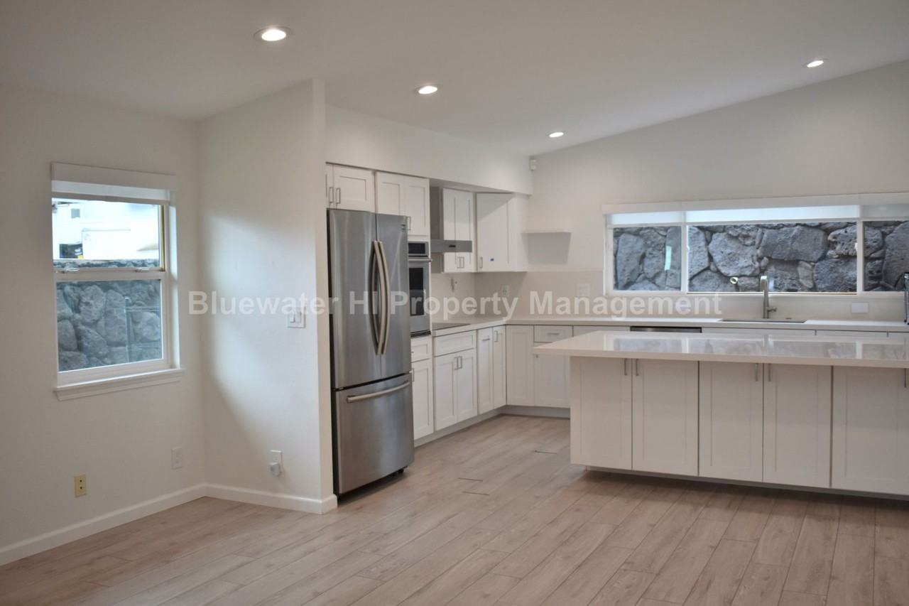 94-1000 Mali St - Photo 3 of 25