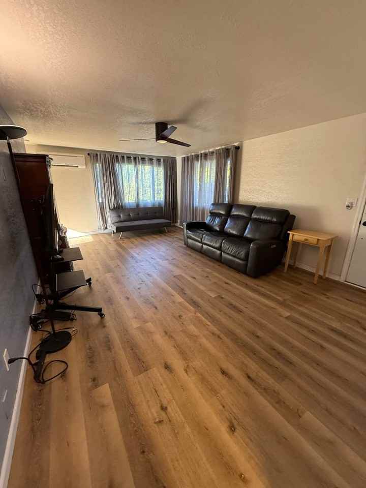 763 S Wasson St - Photo 2 of 18