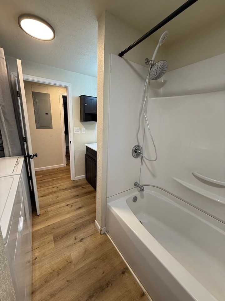 763 S Wasson St - Photo 7 of 18