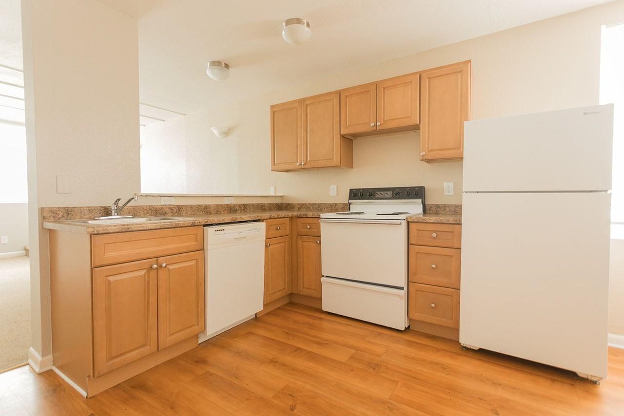 2301 Goss St. - Photo 4 of 30