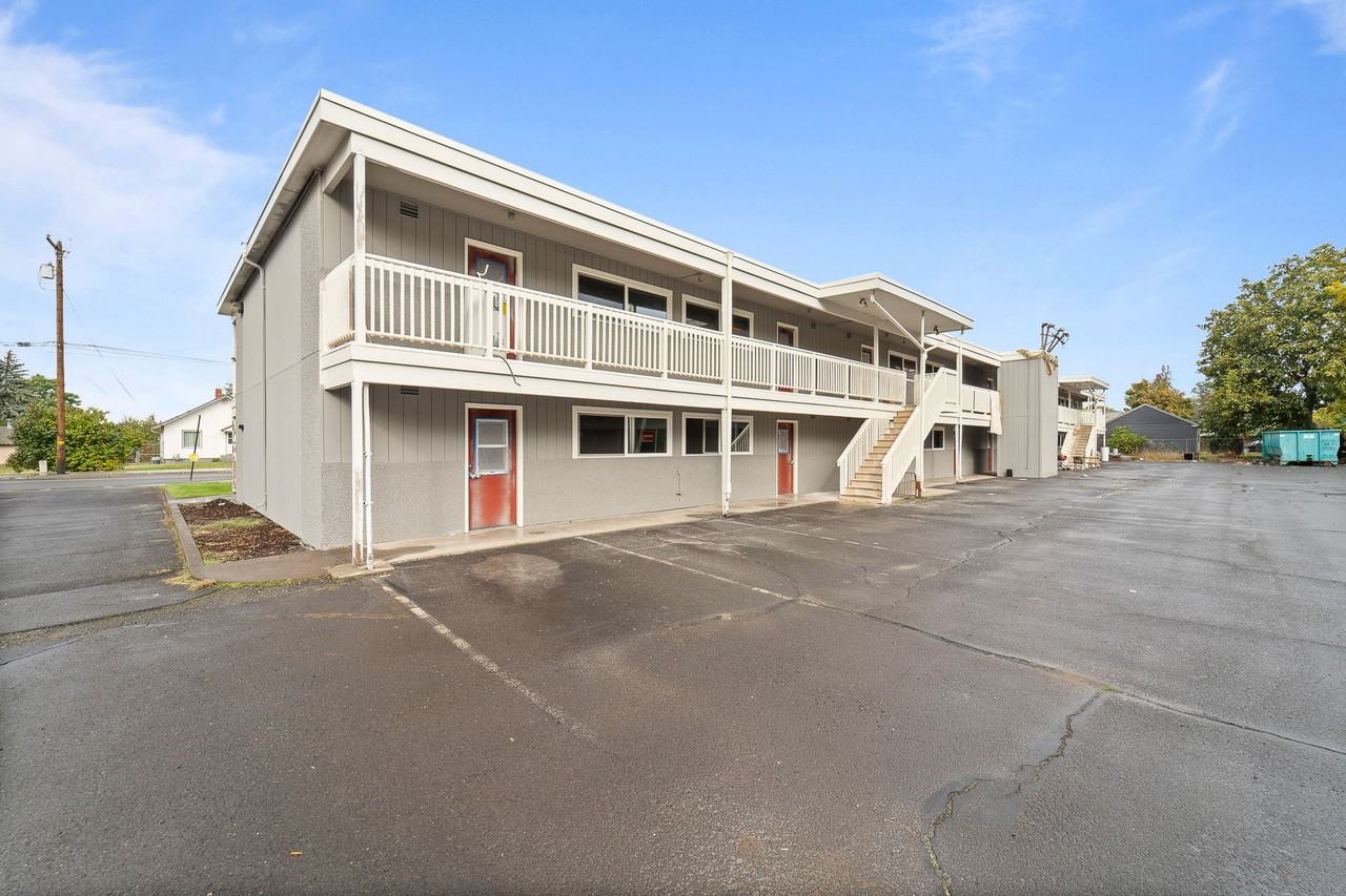 Walla Walla Flats - Photo 5 of 9