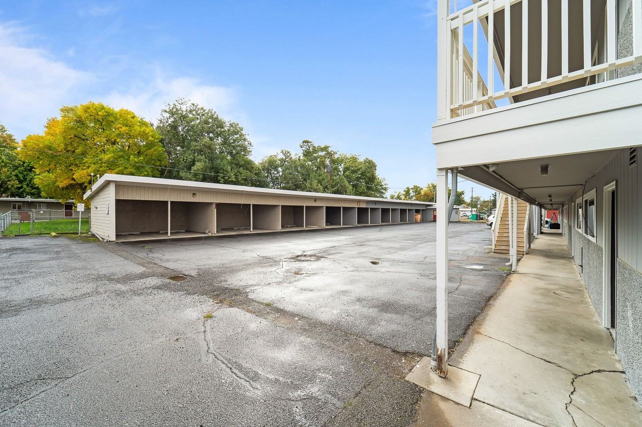 Walla Walla Flats - Photo 7 of 9