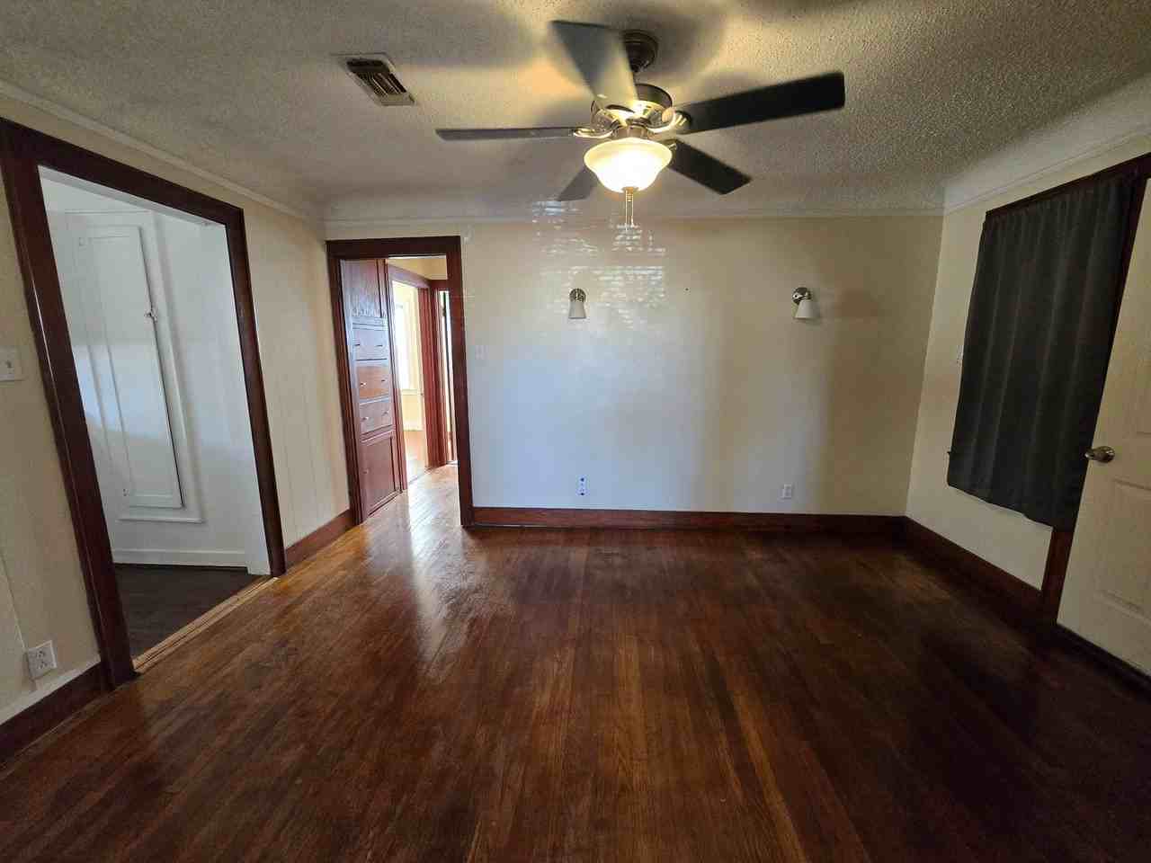 508 W 1st St - Photo 6 of 16