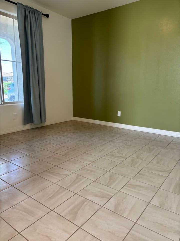 19314 S 208th Pl - Photo 5 of 36