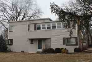 featured image of 2821 S Queen St