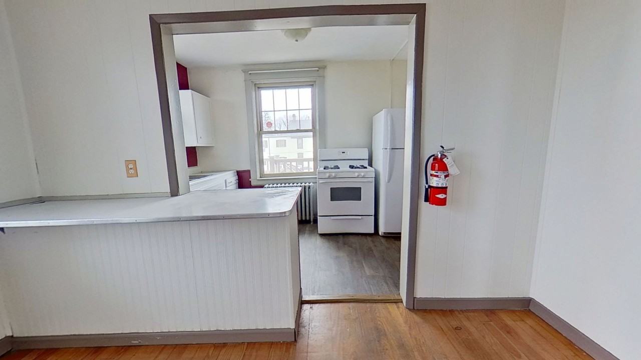 1303 Mount Rose Ave - Photo 2 of 10