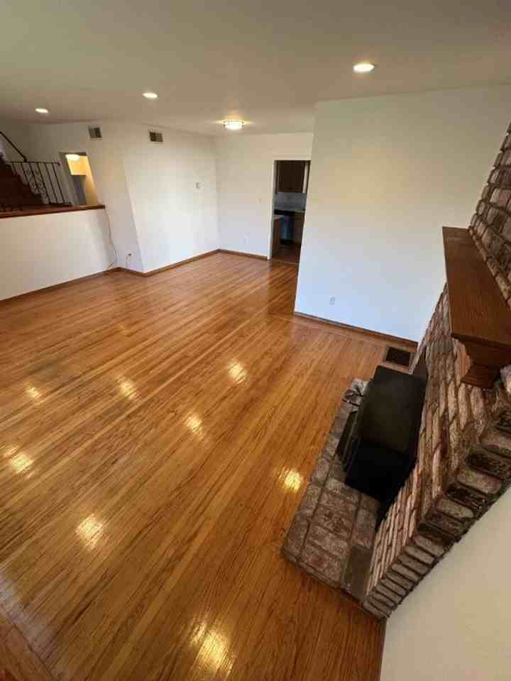 21101 Aspen Ave - Photo 3 of 23