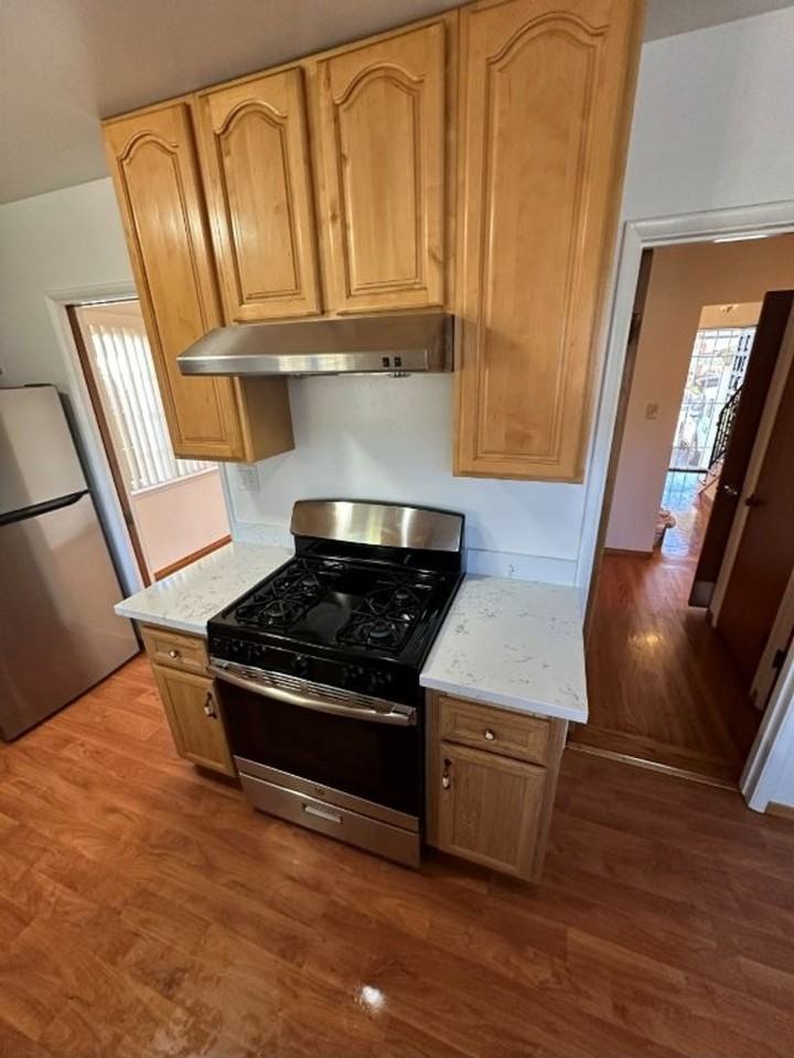 21101 Aspen Ave - Photo 6 of 23