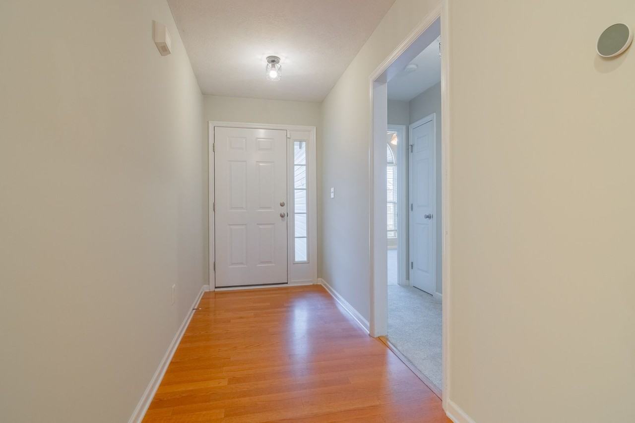 582 Lory Ln - Photo 3 of 42