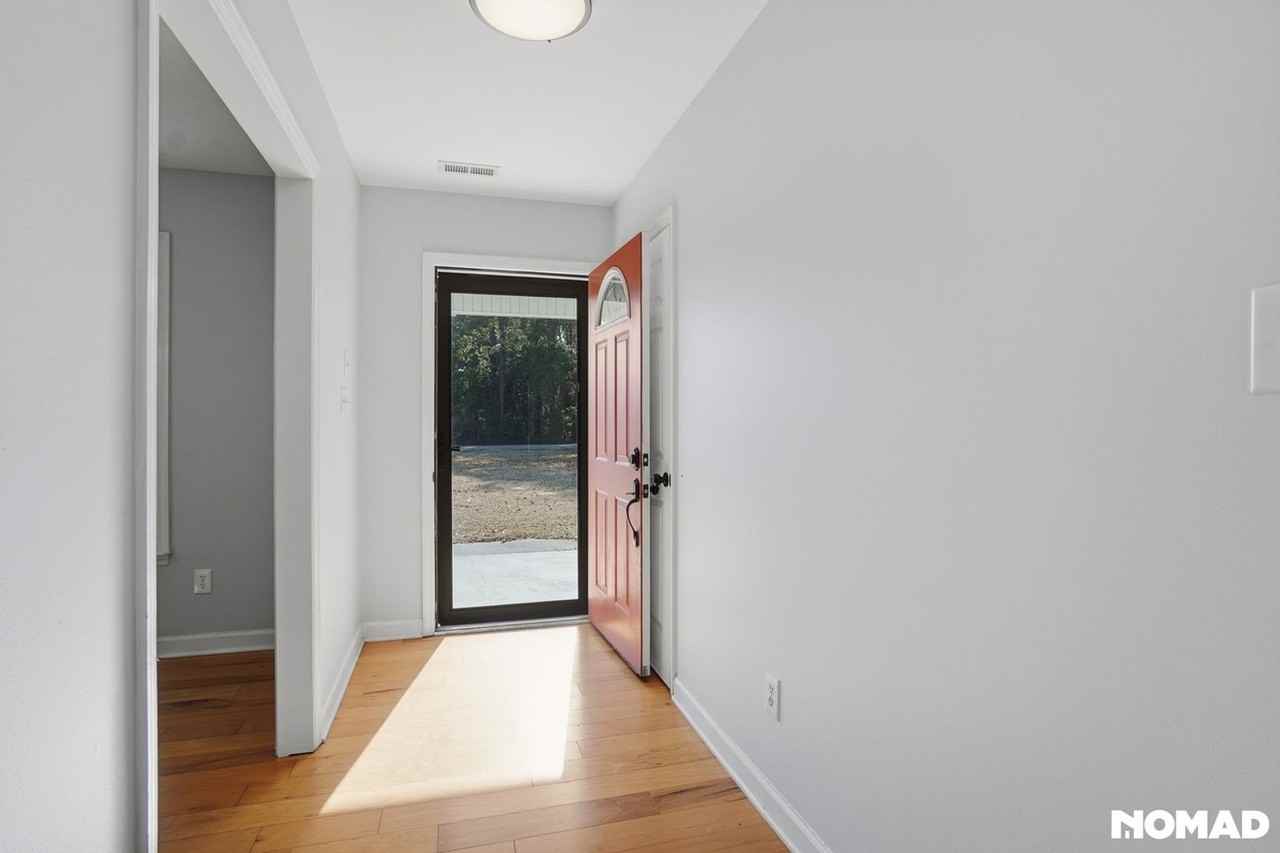 174 Hunting Bay Dr - Photo 4 of 45