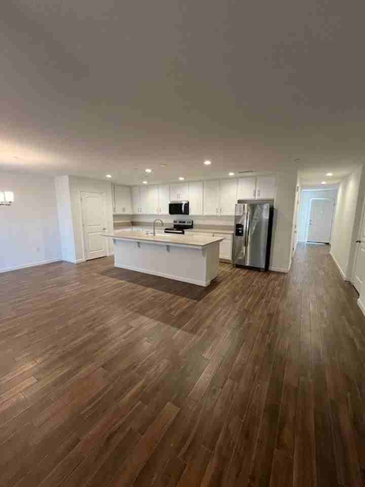 302 N Omalley St - Photo 7 of 13