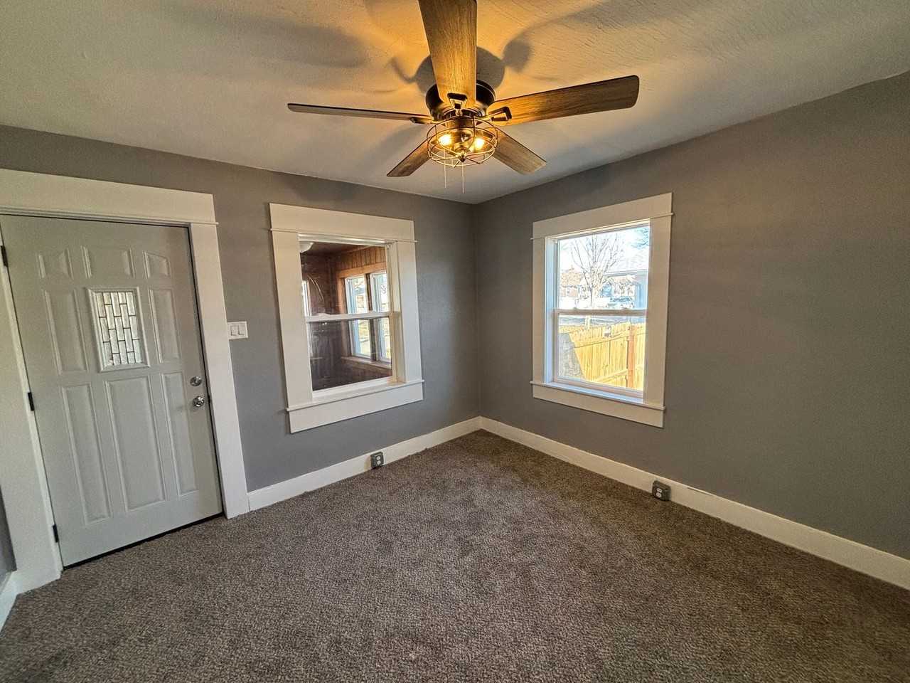 2903 3rd Ave - Photo 6 of 21