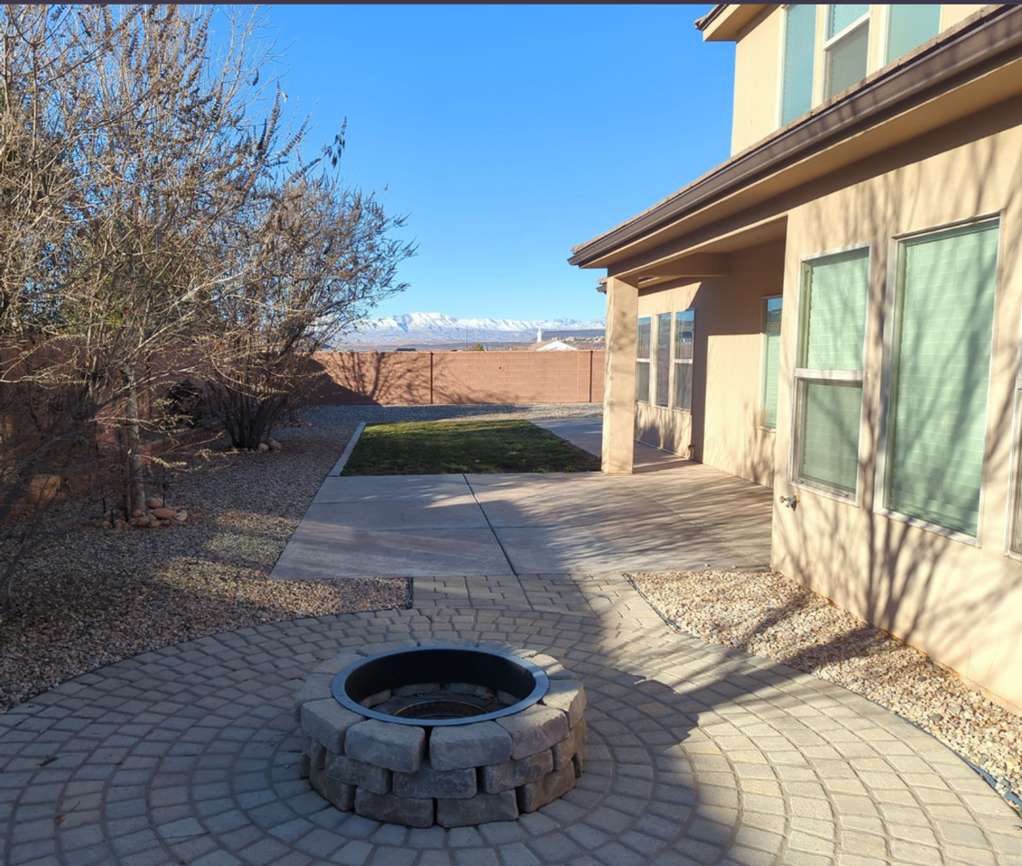 377 W 3323 S - Photo 5 of 12