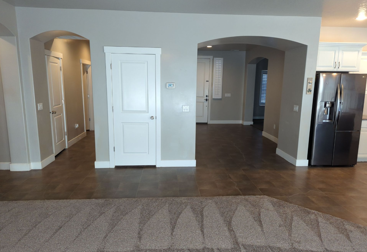 377 W 3323 S - Photo 7 of 12