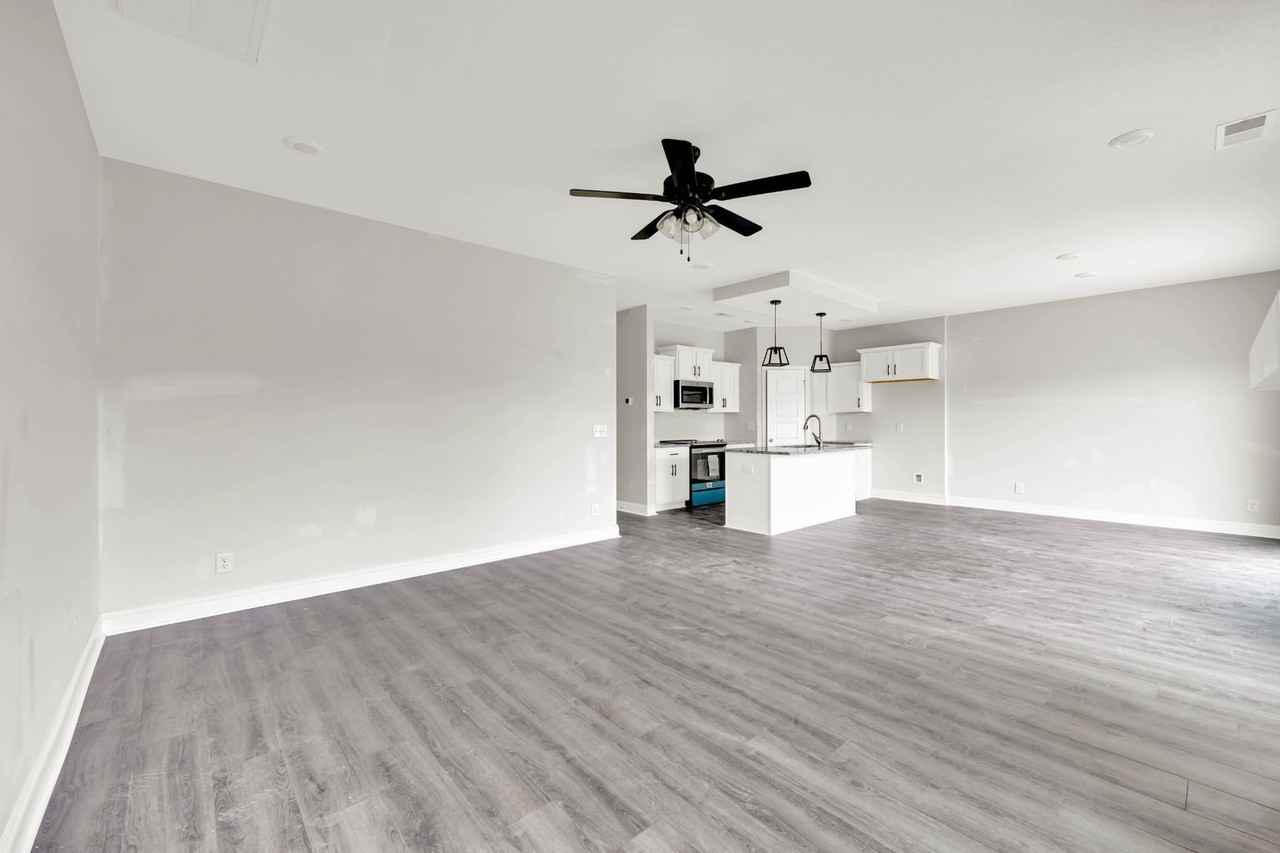 350 Galway Dr - Photo 6 of 25